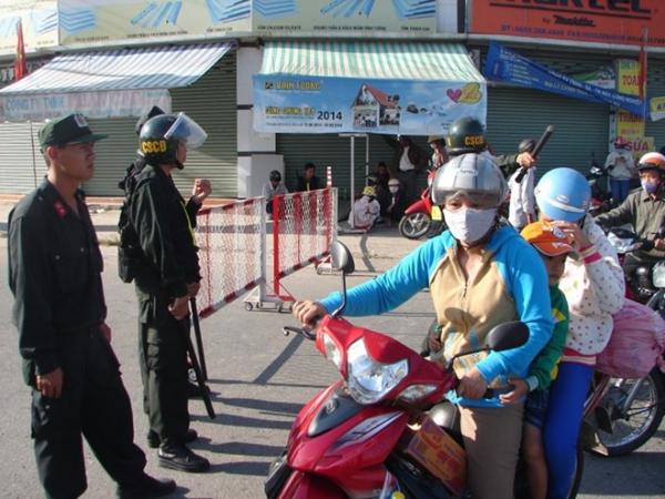Cảnh sát tập trung lượng bảo vệ du khách